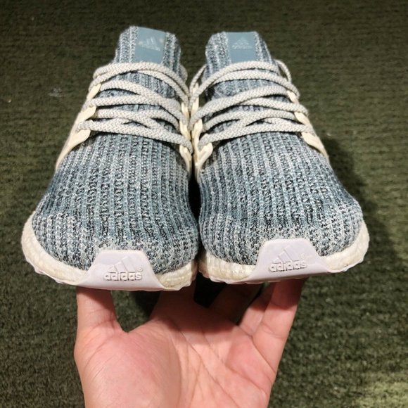 adidas UltraBoost 4.0 LTD Silver Metallic 2018 Men 7.5/ Women 9 Sneaker Shoes - Picture 5 of 8